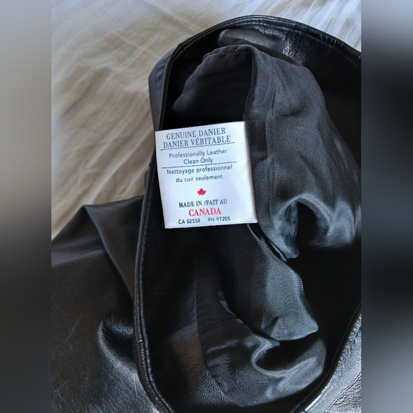 Vintage black Danier leather pants - Picture 7 of 8